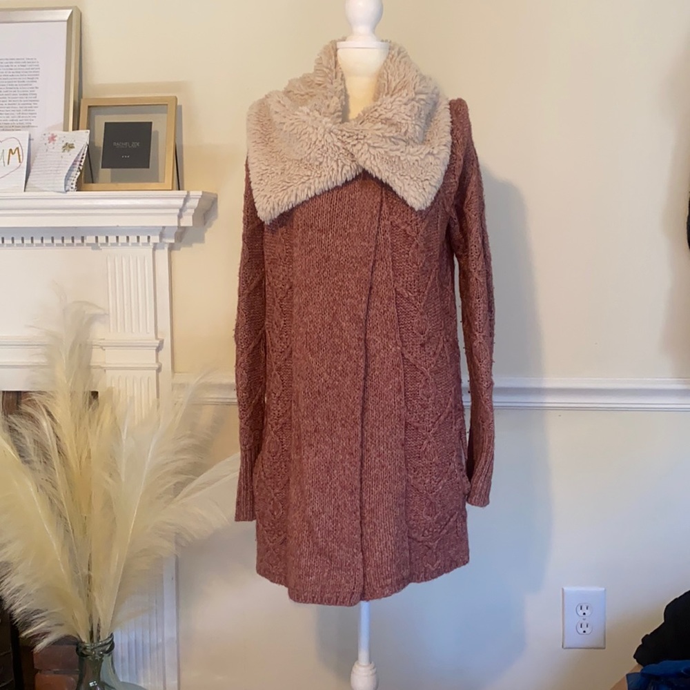 Anthropologie Sleeping On Snow size Sm dusky pink sweater.
